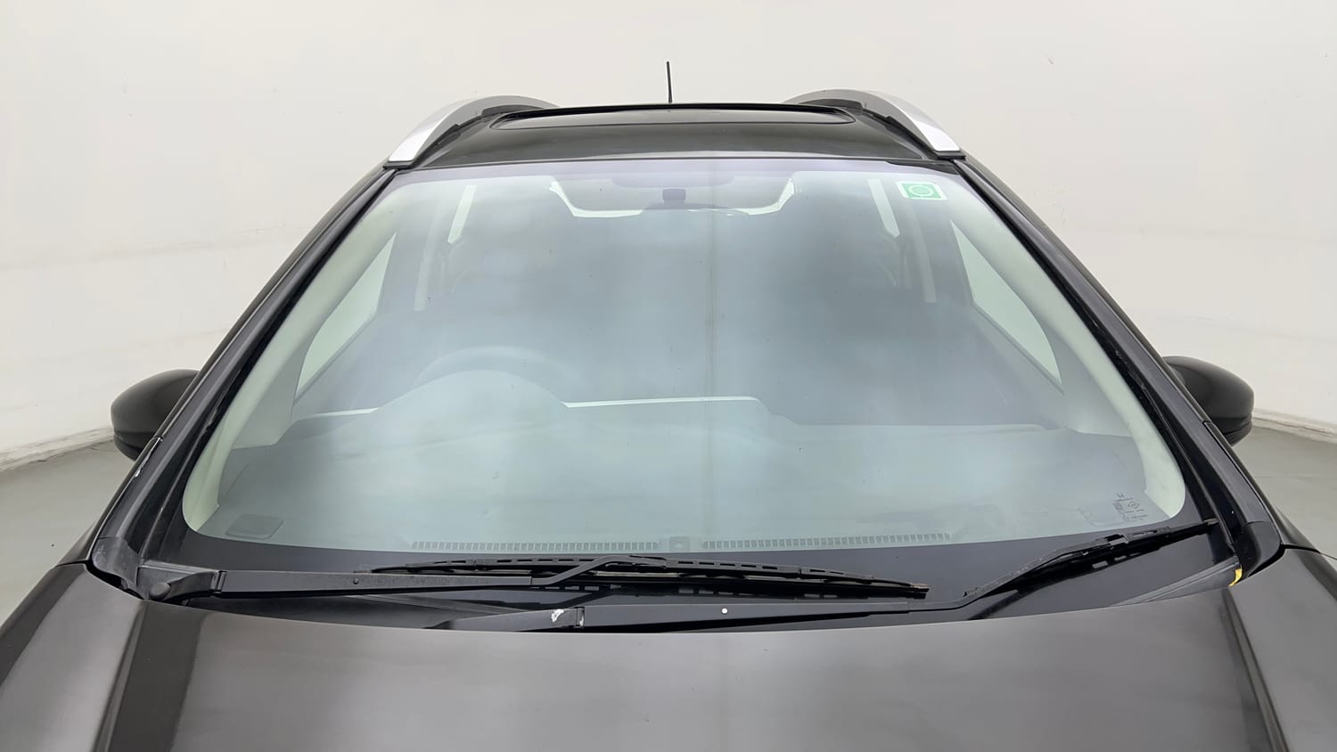 Used 2018 Honda WR-V VX MT Petrol Petrol Manual exterior FRONT WINDSHIELD VIEW