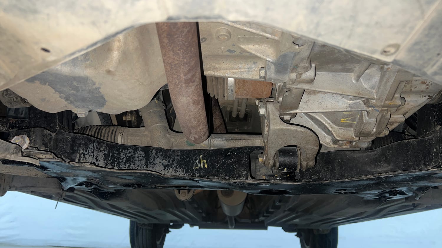 Used 2021 maruti-suzuki Vitara Brezza ZXi Petrol Manual extra FRONT LEFT UNDERBODY VIEW
