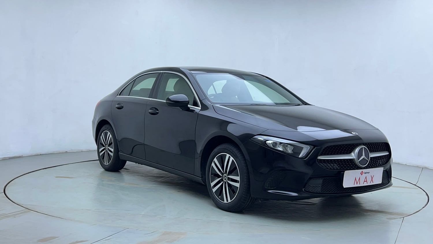 Used 2021 Mercedes-Benz A-Class Limousine 200 Petrol Automatic exterior RIGHT FRONT CORNER VIEW