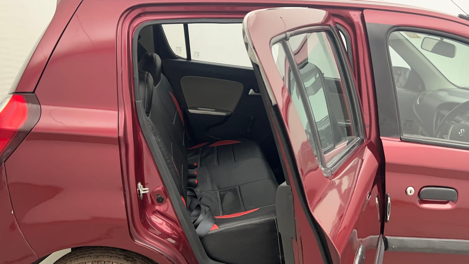 Used 2017 Maruti Suzuki Alto K10 VXi Petrol Manual interior RIGHT SIDE REAR DOOR CABIN VIEW