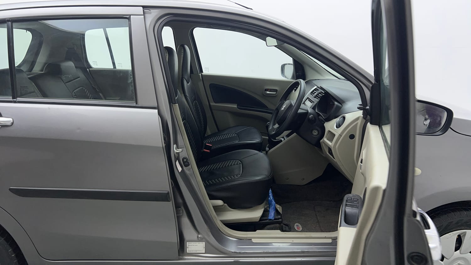 Used 2016 Maruti Suzuki Celerio VXi Petrol Manual interior RIGHT SIDE FRONT DOOR CABIN VIEW