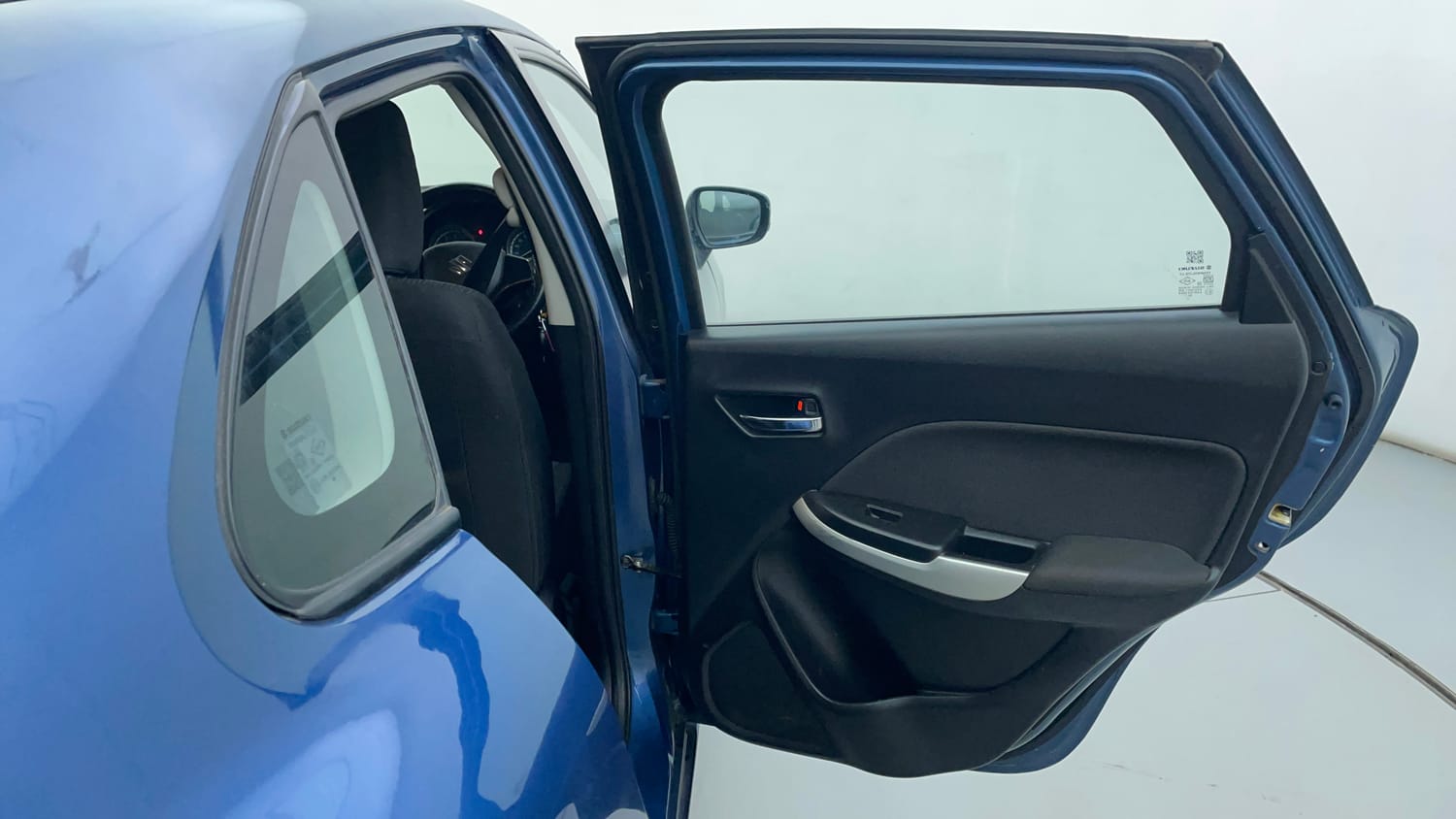 Used 2018 Maruti Suzuki Baleno Delta 1.2 Petrol Manual interior RIGHT REAR DOOR OPEN VIEW