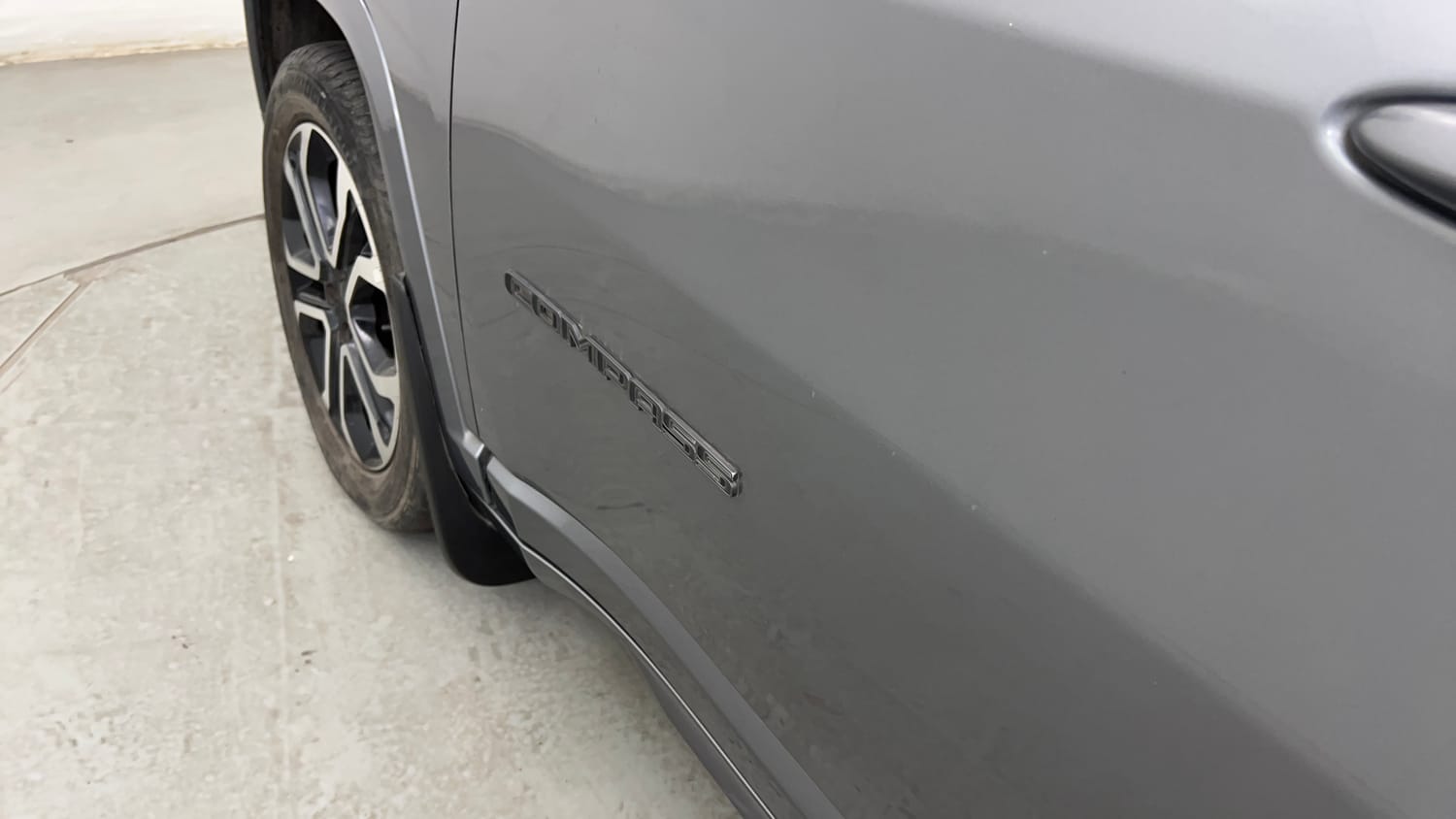 Used 2022 Jeep Compass Model S (O) 1.4 Petrol DCT Petrol Automatic dents MINOR SCRATCH