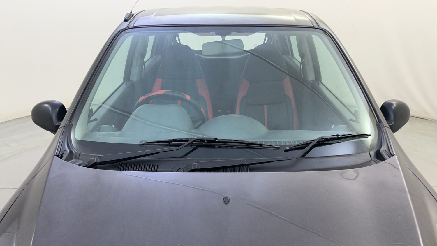 Used 2014 Maruti Suzuki Alto 800 Lxi Petrol Manual exterior FRONT WINDSHIELD VIEW