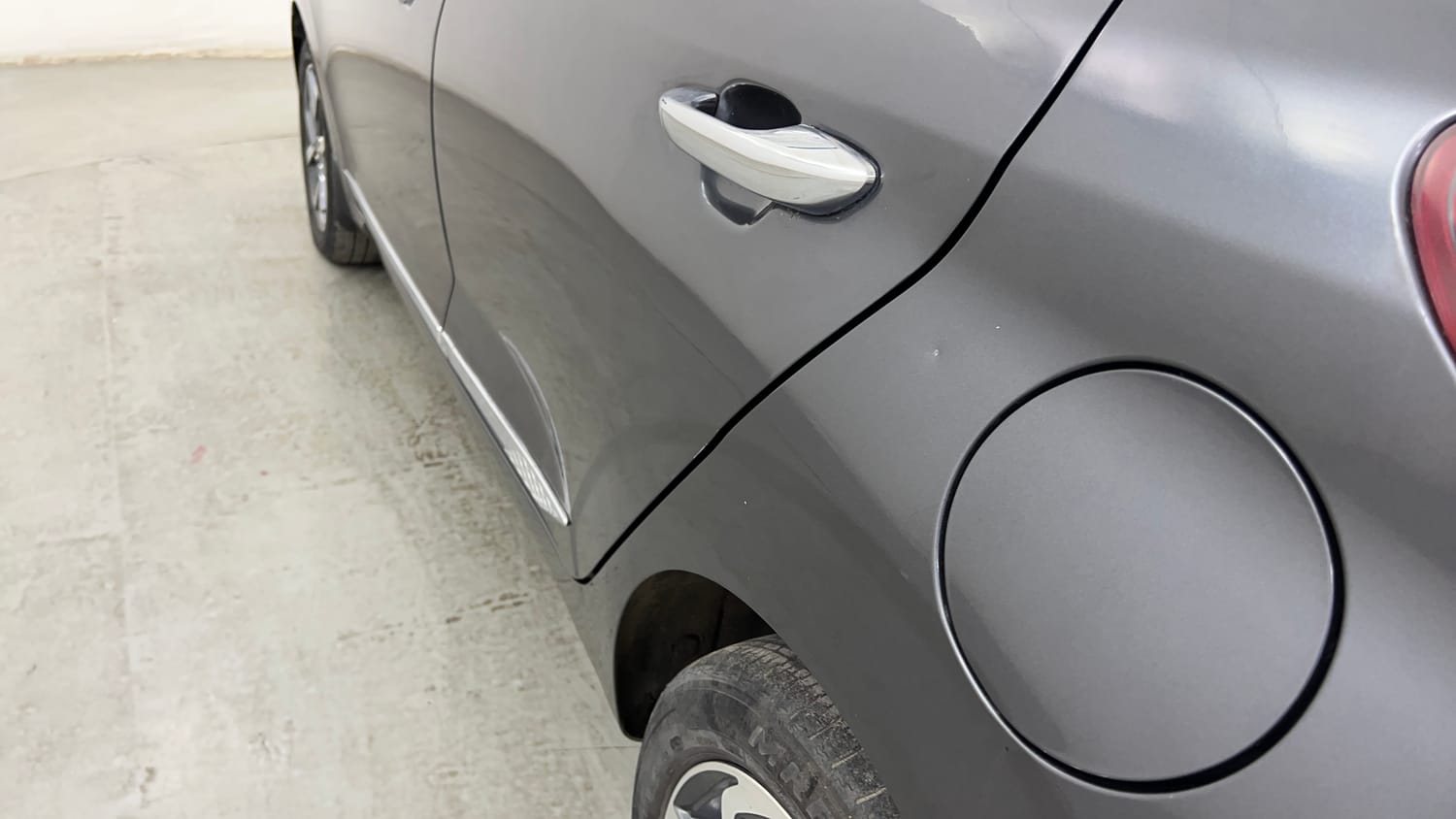 Used 2021 Hyundai Grand i10 Nios Sportz AMT 1.2 Kappa VTVT Petrol Automatic dents MINOR SCRATCH