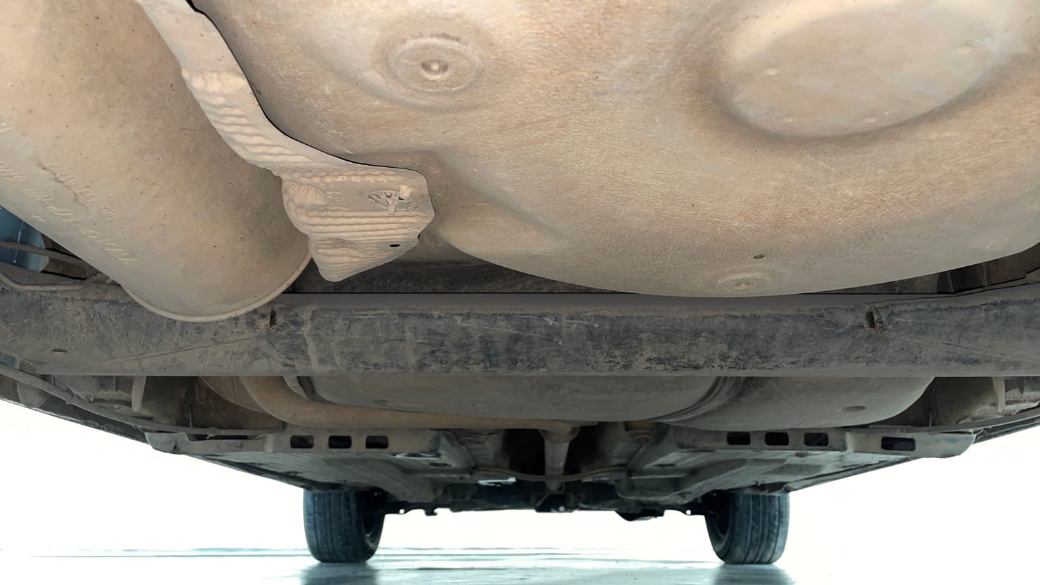 Used 2014 Volkswagen Polo Comfortline 1.2L (D) Diesel Manual extra REAR UNDERBODY VIEW (TAKEN FROM REAR)
