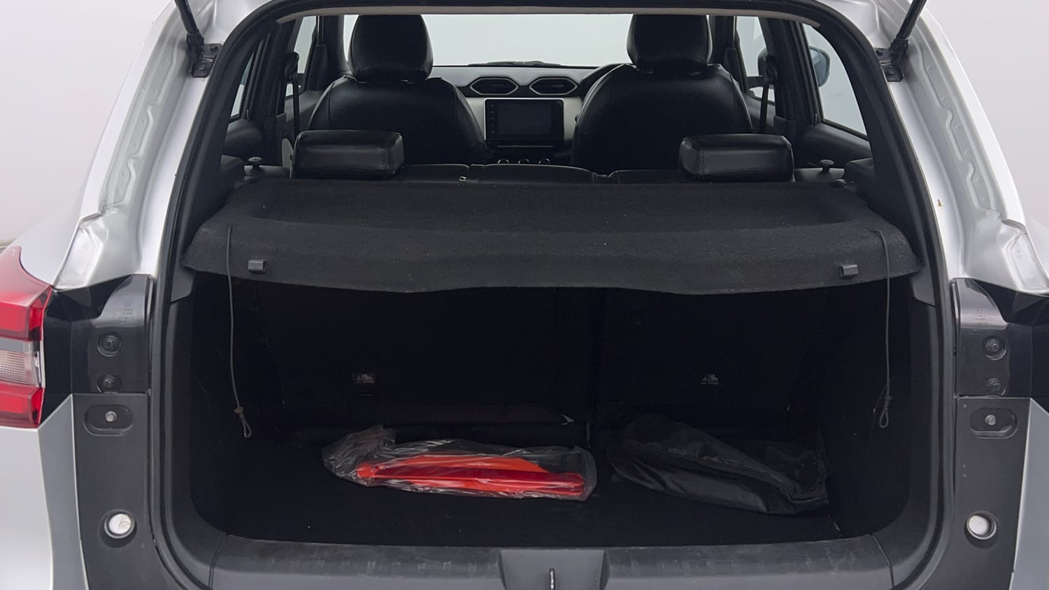 Used 2023 Nissan Magnite XV Petrol Manual interior DICKY INSIDE VIEW