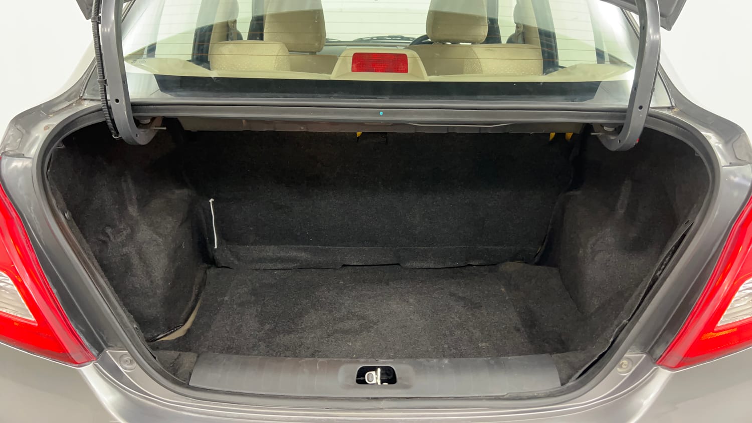 Used 2014 Maruti Suzuki Swift Dzire ZXI Petrol Manual interior DICKY INSIDE VIEW