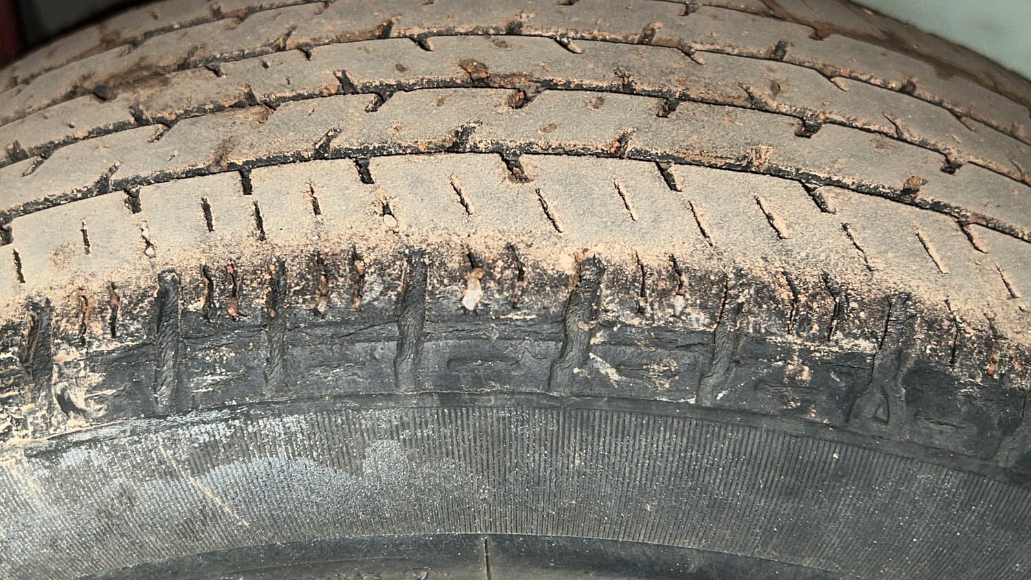 Used 2017 Maruti Suzuki Alto K10 VXi Petrol Manual tyres LEFT REAR TYRE TREAD VIEW