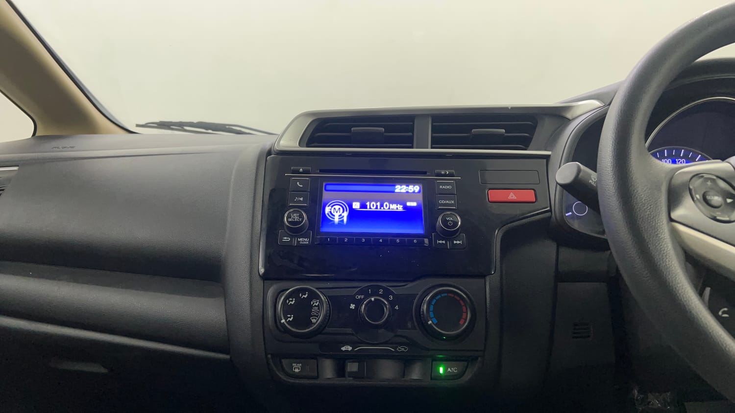 Used 2015 Honda Jazz SV Petrol Petrol Manual interior MUSIC SYSTEM & AC CONTROL VIEW