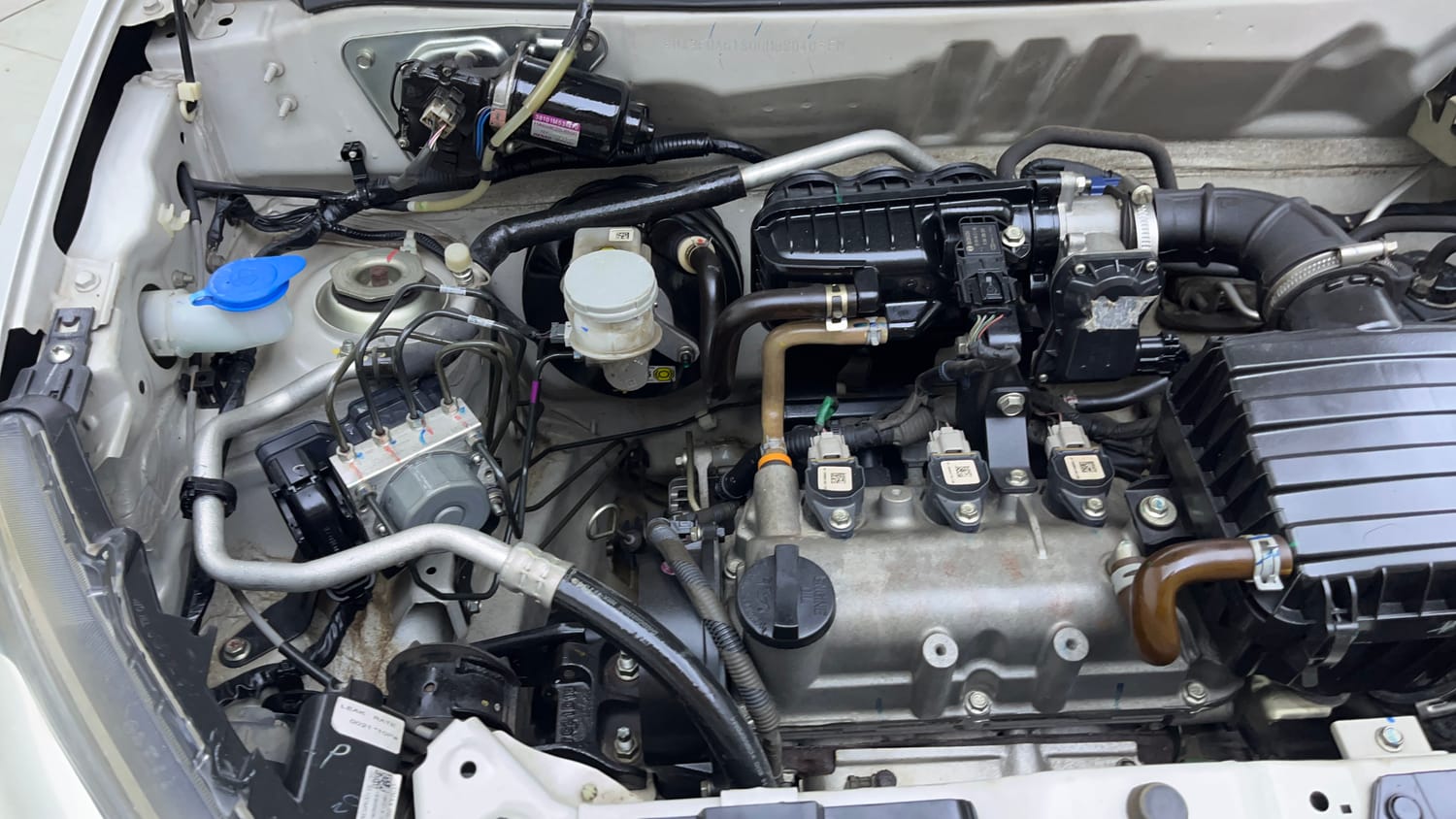 Used 2021 Maruti Suzuki Alto 800 LXi Petrol Manual engine ENGINE RIGHT SIDE VIEW