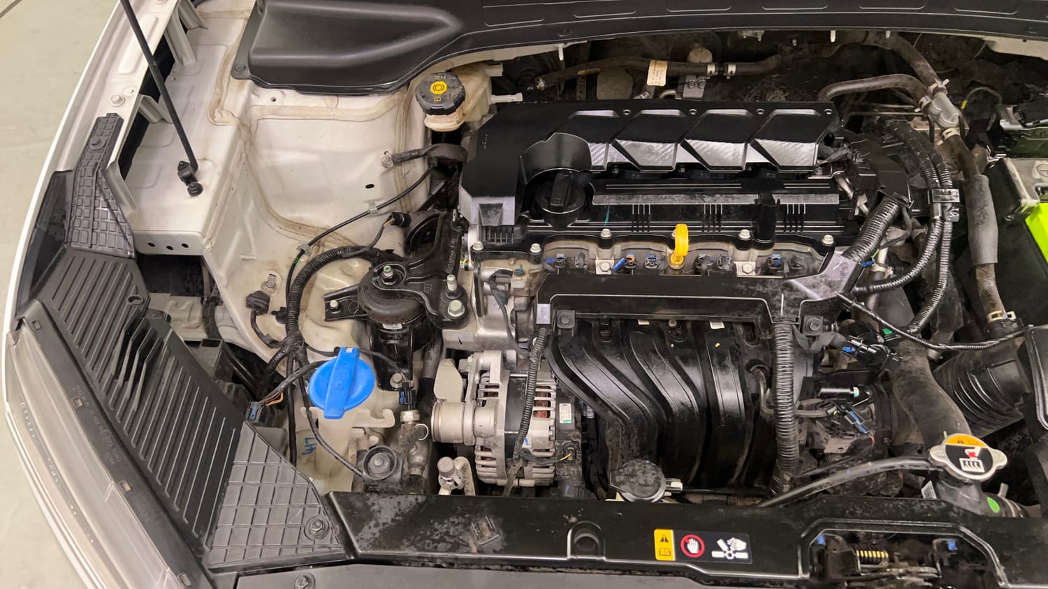 Used 2023 Hyundai Creta SX (O) 1.5 Petrol IVT Petrol Automatic engine ENGINE RIGHT SIDE VIEW