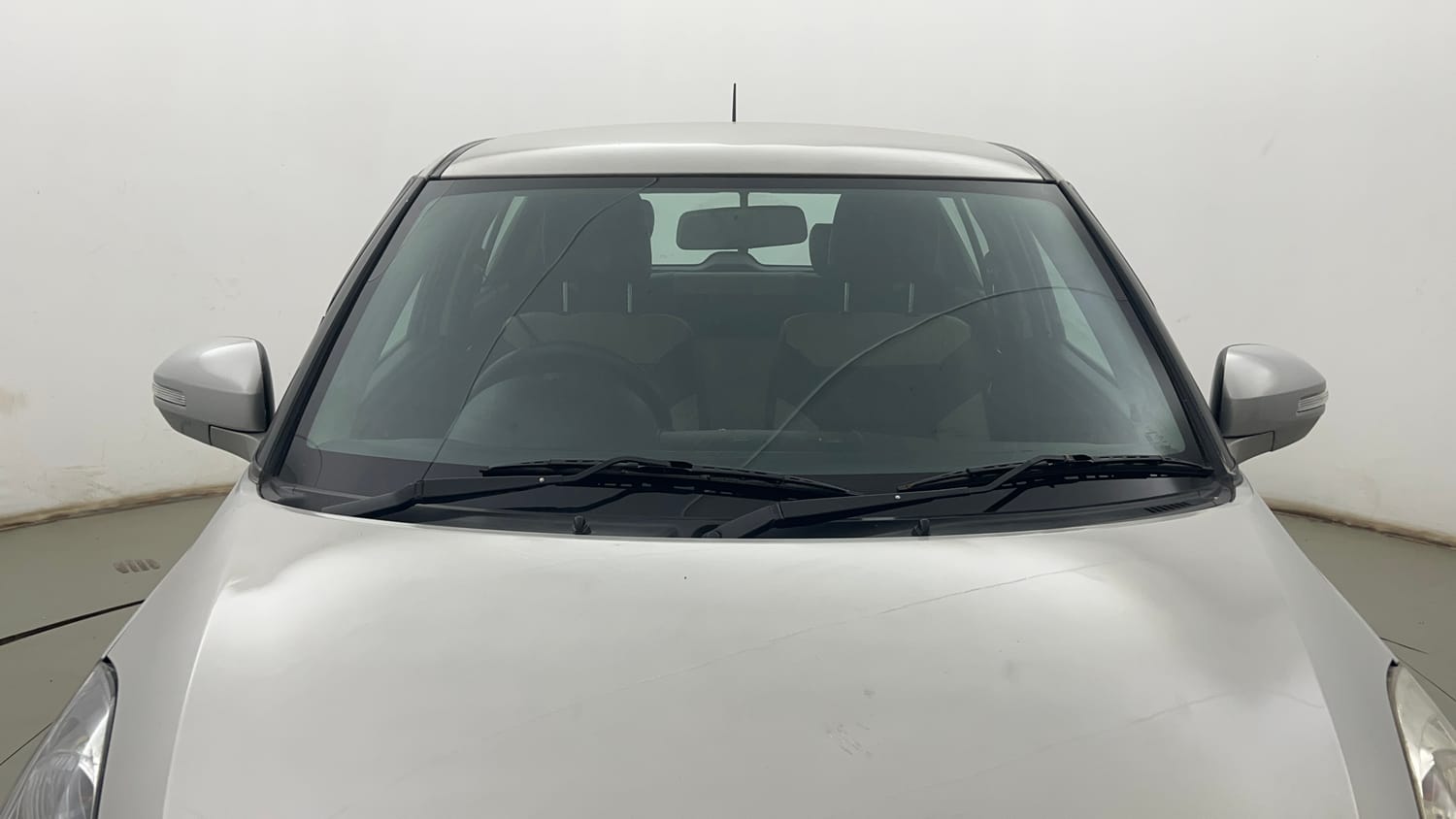 Used 2013 Maruti Suzuki Swift VXi Petrol Manual exterior FRONT WINDSHIELD VIEW