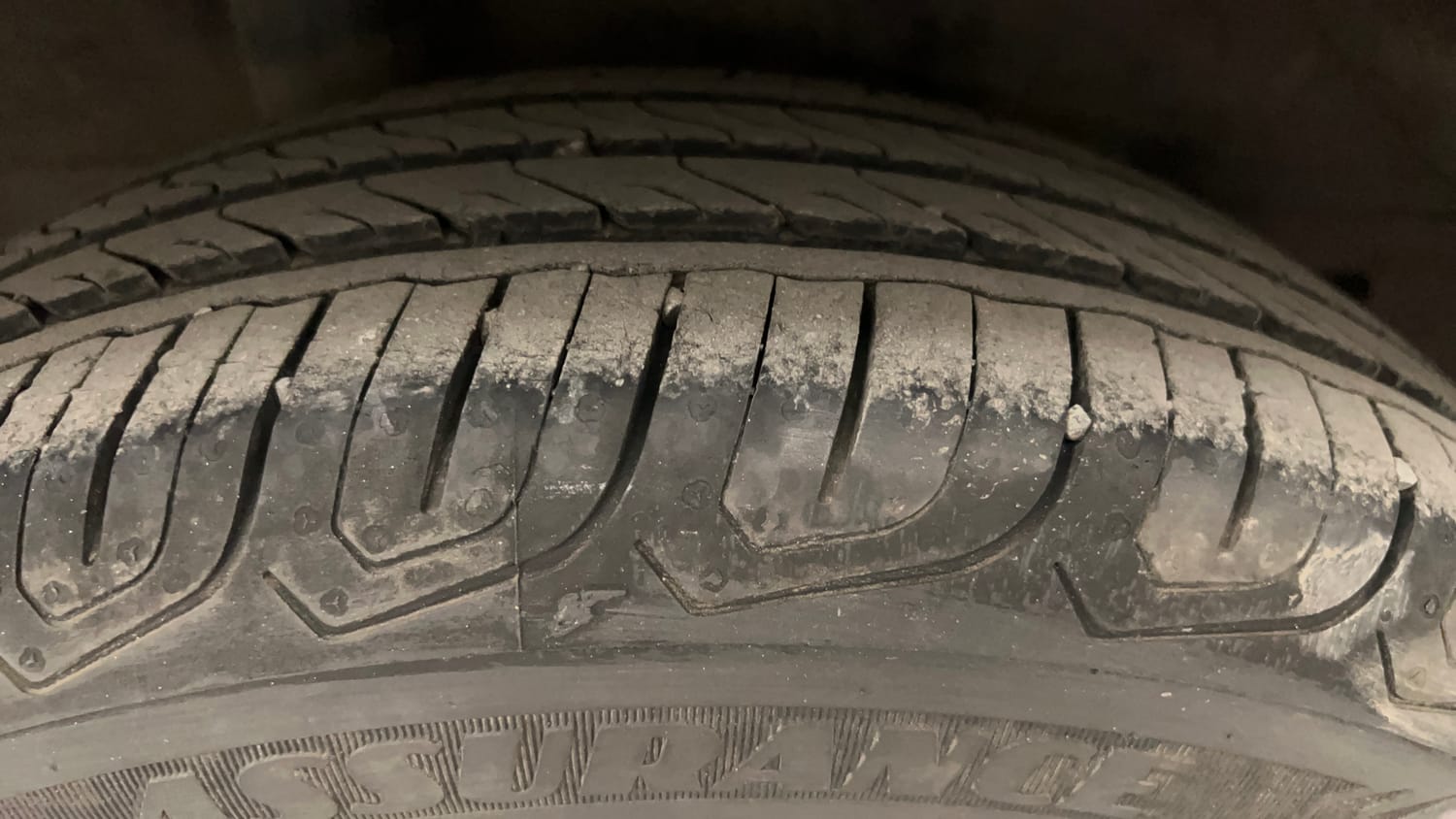 Used 2015 Honda Jazz SV Petrol Petrol Manual tyres RIGHT REAR TYRE TREAD VIEW