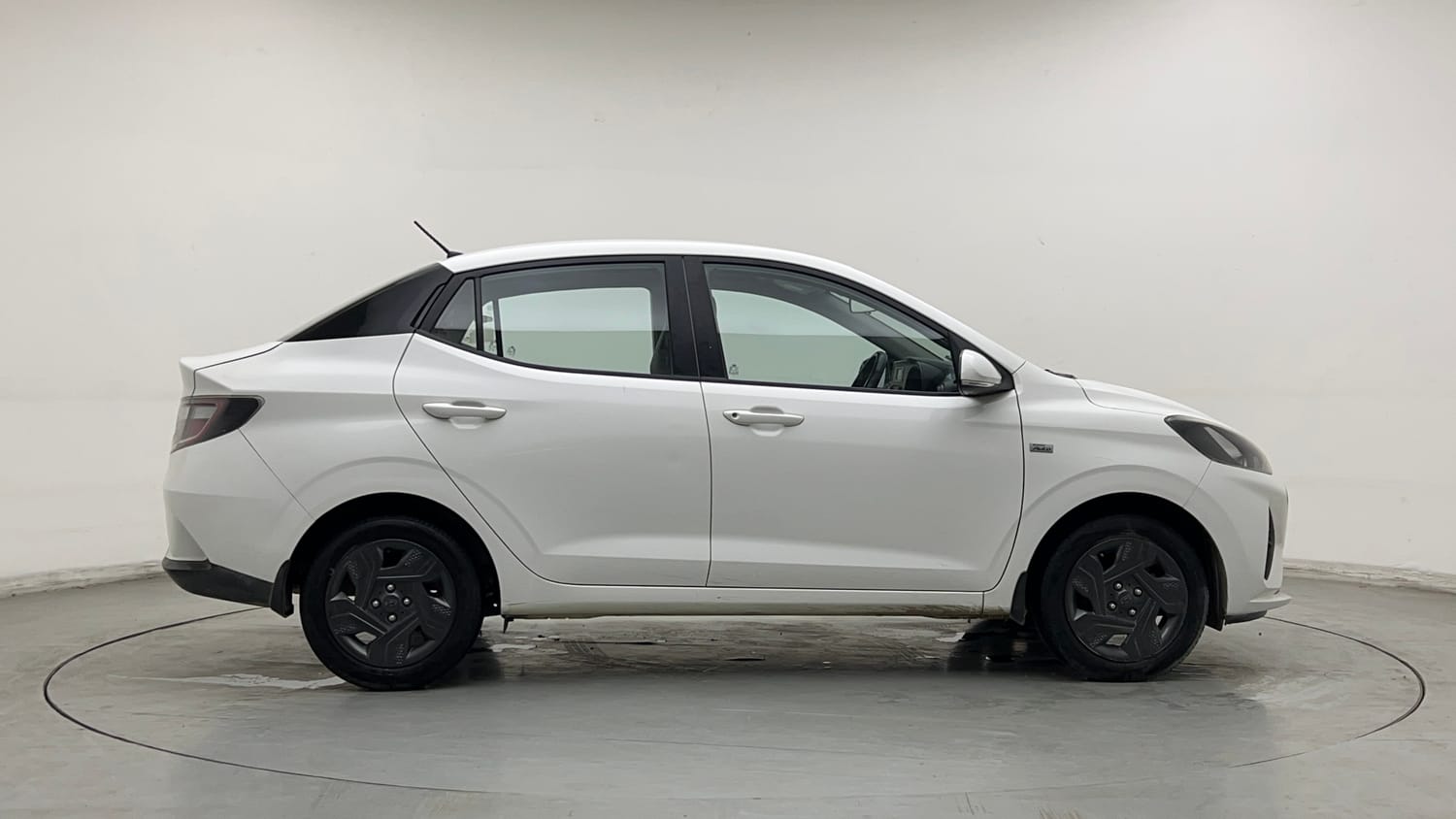 Used 2021 Hyundai Aura S 1.2 AMT Petrol Petrol Automatic exterior RIGHT SIDE VIEW