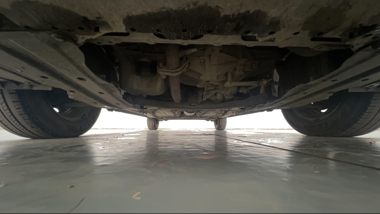 Used 2018 Maruti Suzuki Baleno Delta 1.2 Petrol Manual extra FRONT LEFT UNDERBODY VIEW