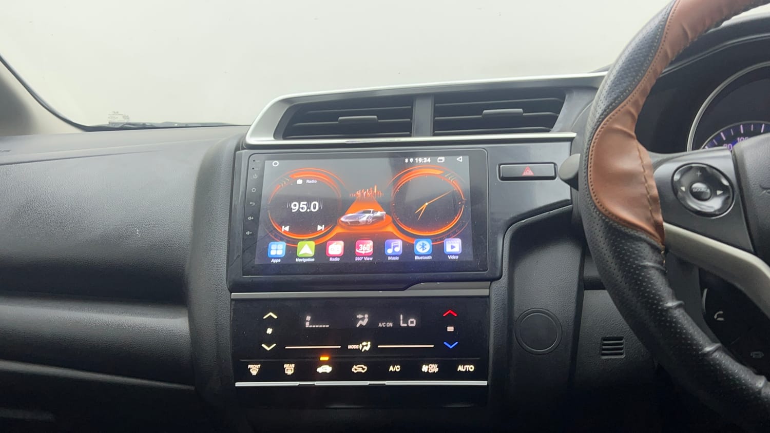 Used 2019 Honda WR-V S MT Petrol Petrol Manual top_features Integrated (in-dash) music system
