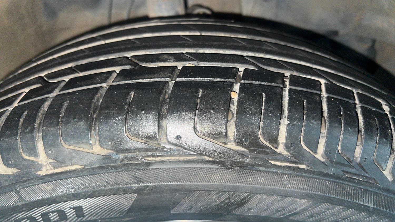 Used 2019 Honda WR-V S MT Petrol Petrol Manual tyres RIGHT FRONT TYRE TREAD VIEW