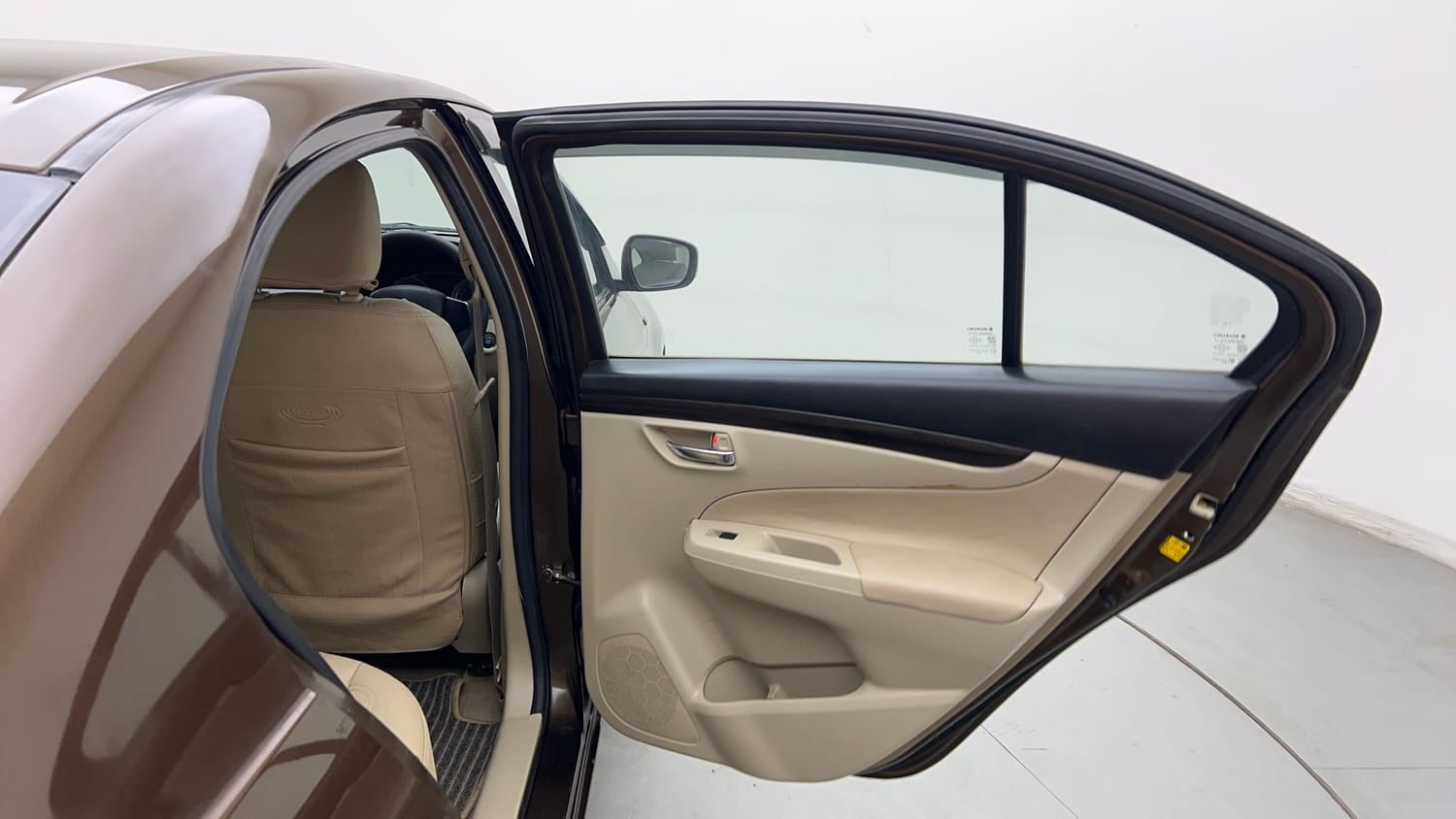 Used 2016 Maruti Suzuki Ciaz ZXi Petrol Manual interior RIGHT REAR DOOR OPEN VIEW