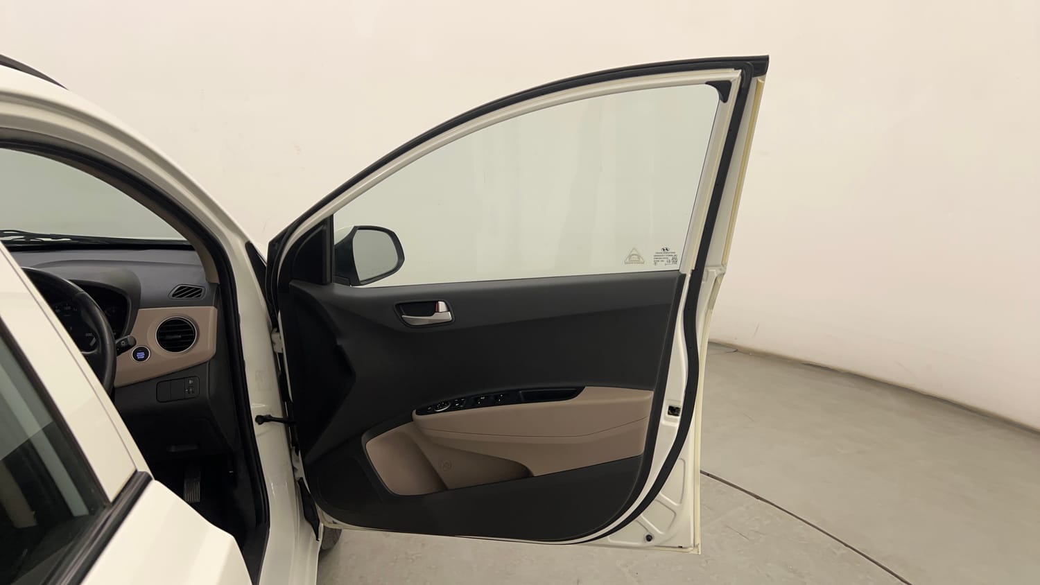 Used 2014 Hyundai Grand i10 Asta AT 1.2 Kappa VTVT Petrol Automatic interior RIGHT FRONT DOOR OPEN VIEW