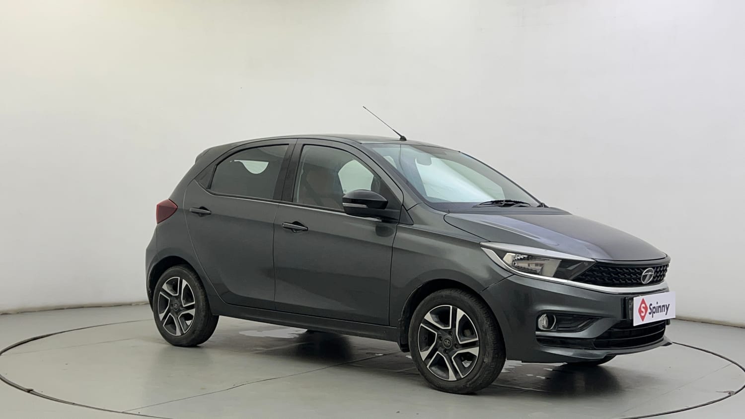 Used 2020 Tata Tiago Revotron XZ Plus Petrol Manual exterior FRONT VIEW