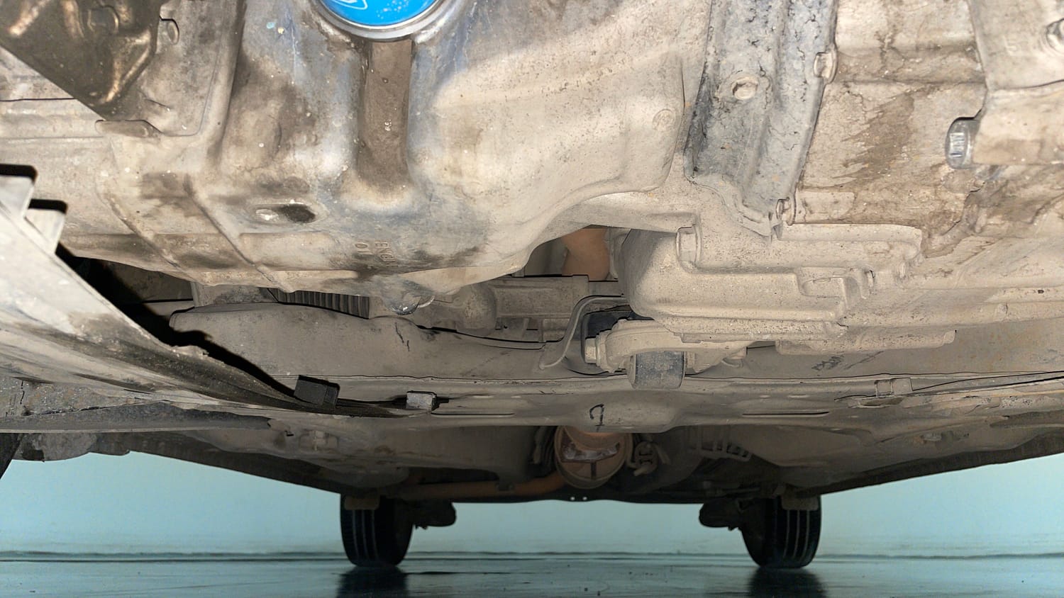 Used 2014 Honda Amaze 1.2 S AT i-VTEC Petrol Automatic extra FRONT LEFT UNDERBODY VIEW