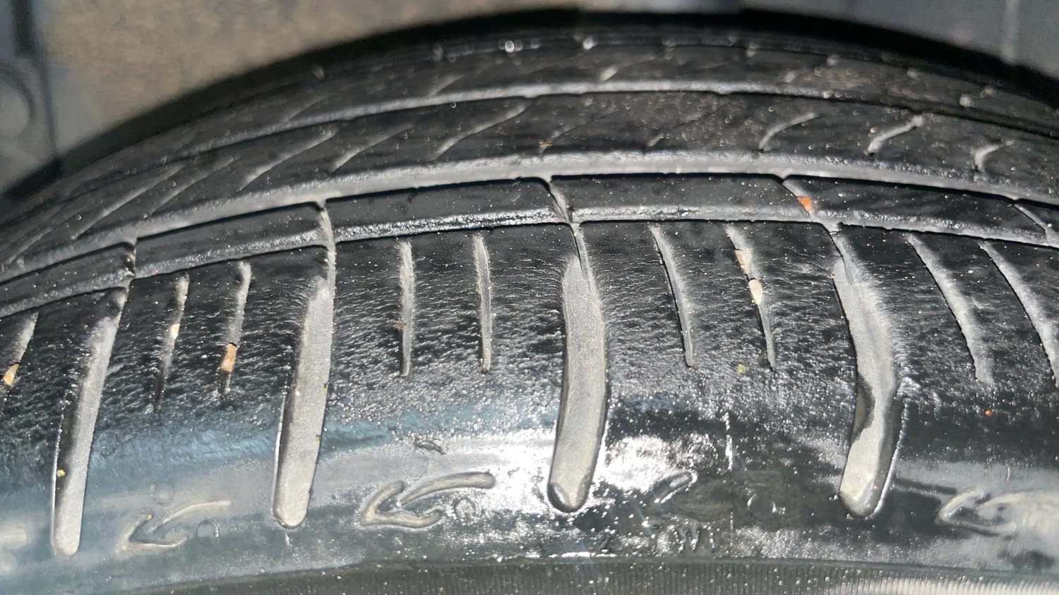 Used 2024 Hyundai Grand i10 Nios Asta 1.2 Kappa AMT Petrol Automatic tyres RIGHT REAR TYRE TREAD VIEW