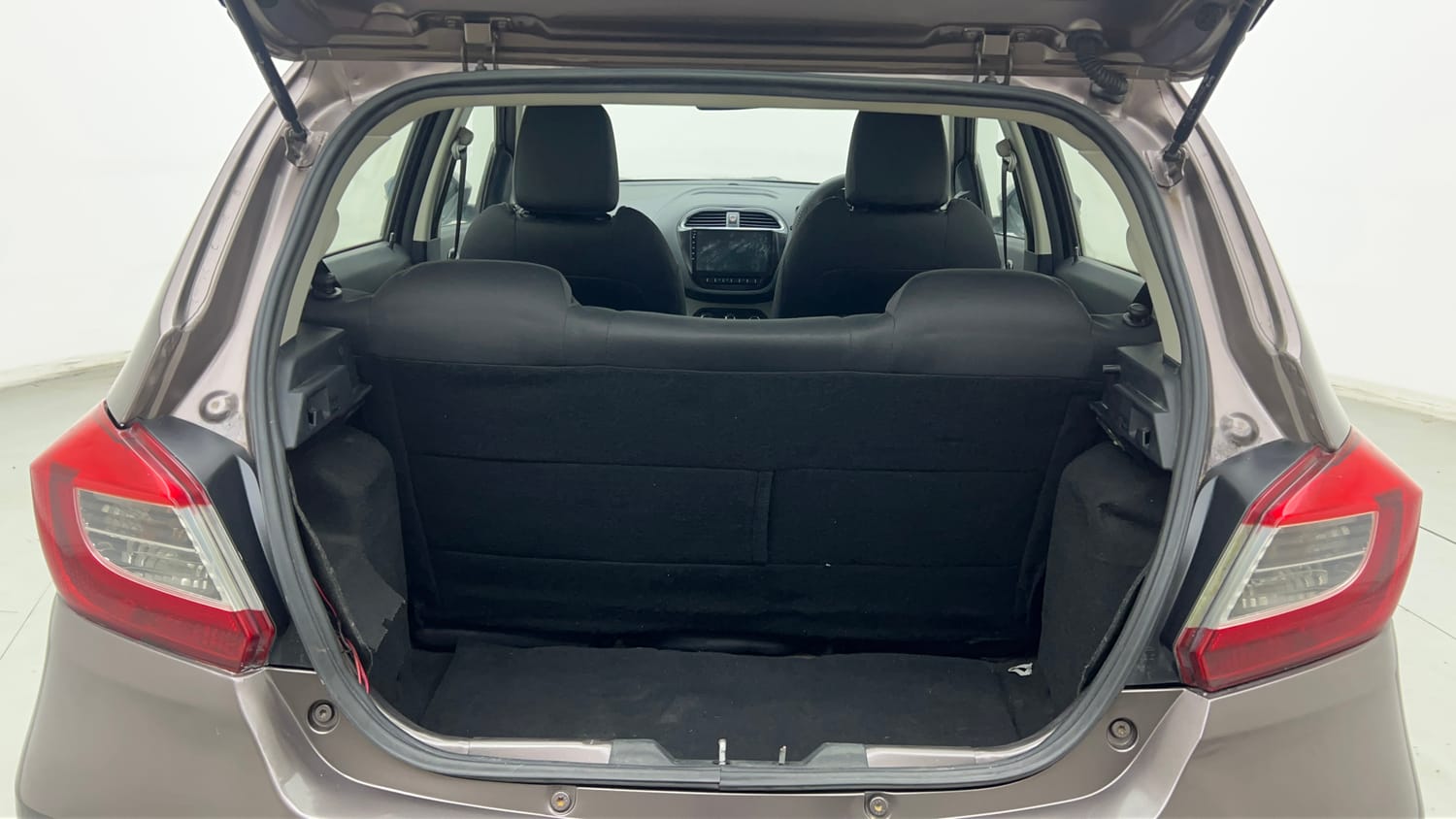 Used 2017 Tata Tiago Revotron XZ w/o Alloy Petrol Manual interior DICKY INSIDE VIEW
