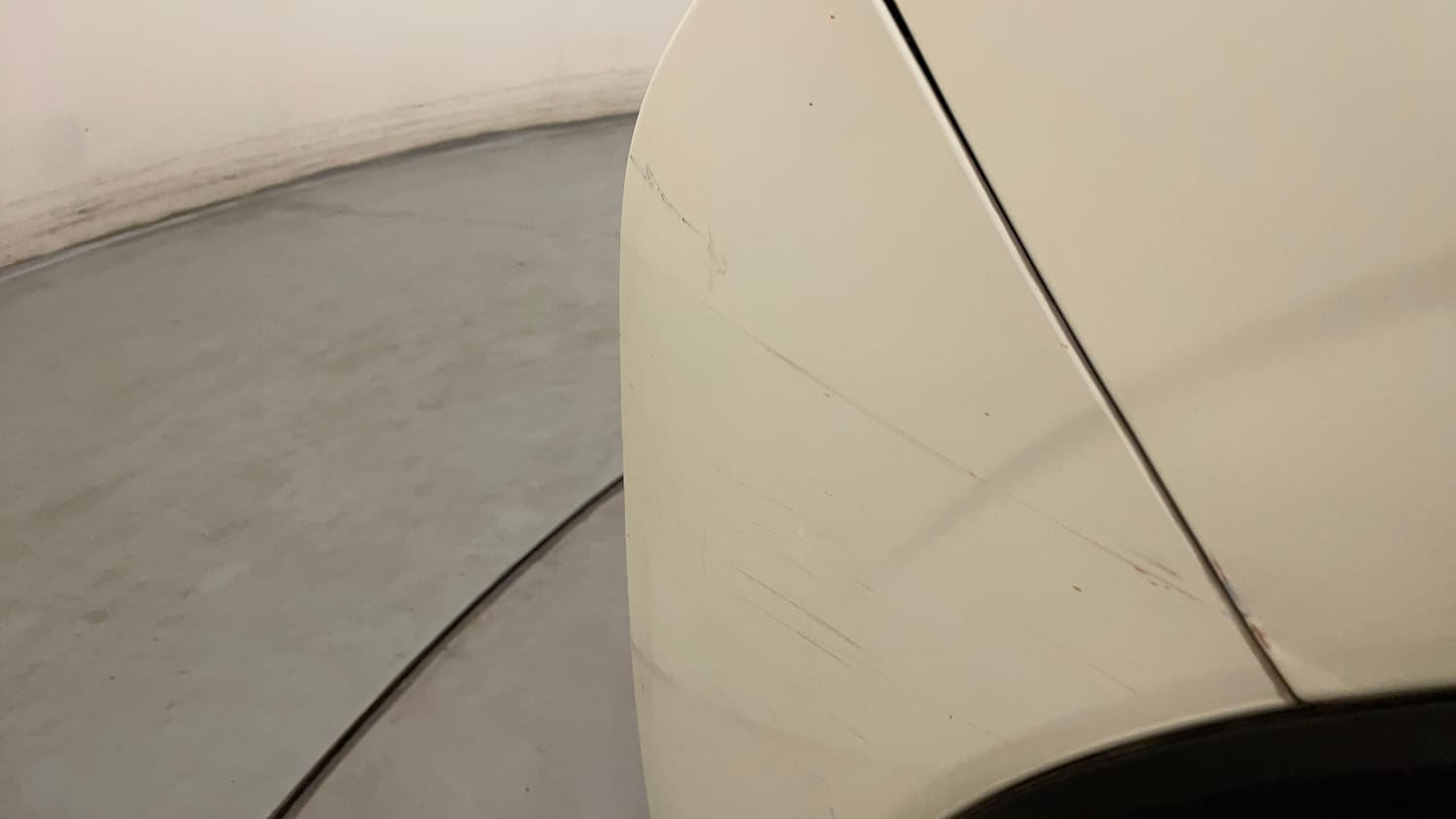 Used 2021 Mahindra XUV 300 W8 1.2 Petrol Petrol Manual dents MINOR SCRATCH