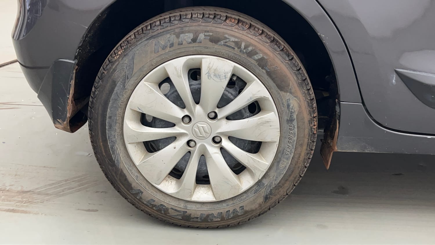 Used 2018 Maruti Suzuki Baleno Delta 1.2 Petrol Manual tyres RIGHT REAR TYRE RIM VIEW