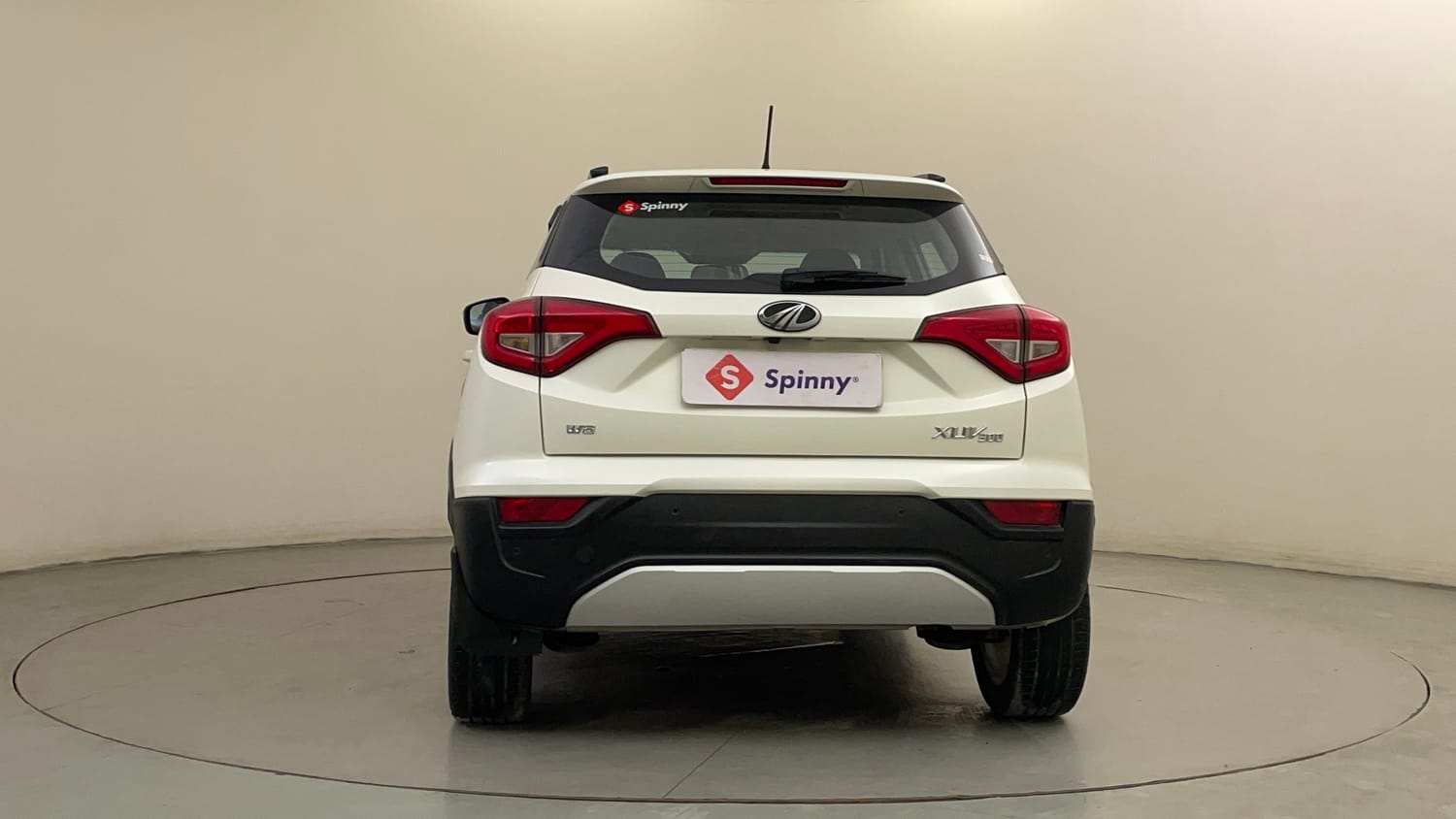 Used 2021 Mahindra XUV 300 W8 1.2 Petrol Petrol Manual exterior BACK VIEW