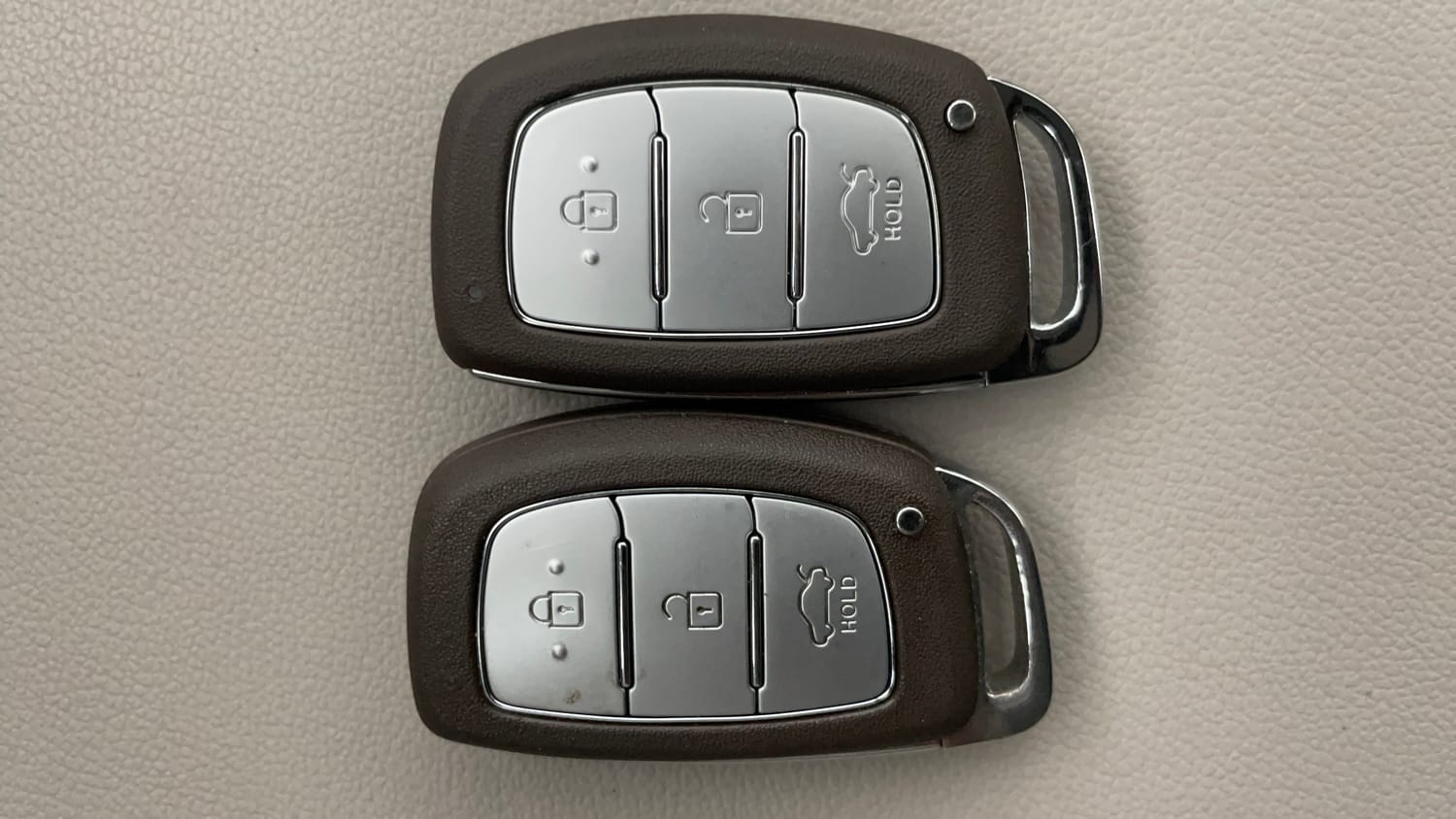 Used 2024 Hyundai Grand i10 Nios Asta 1.2 Kappa AMT Petrol Automatic extra CAR KEY VIEW