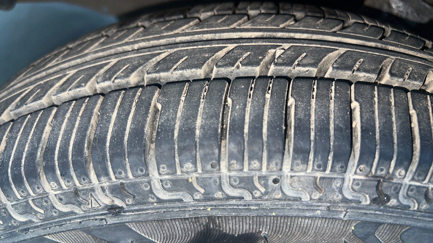 Used 2016 Maruti Suzuki Wagon R LXI CNG Cng Manual tyres LEFT FRONT TYRE TREAD VIEW