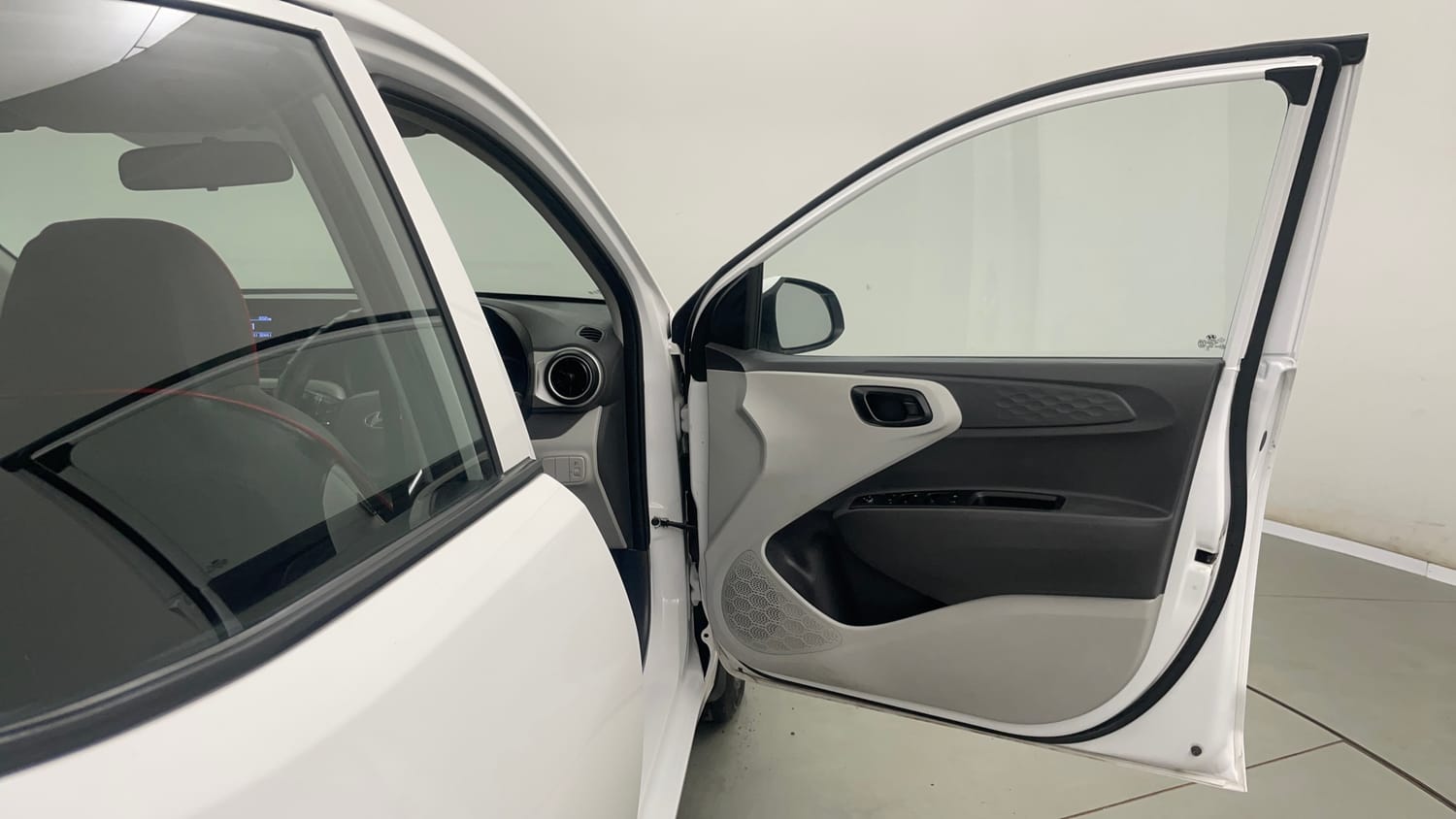 Used 2026 Hyundai Grand i10 Nios Magna 1.2 Kappa Petrol Manual interior RIGHT FRONT DOOR OPEN VIEW