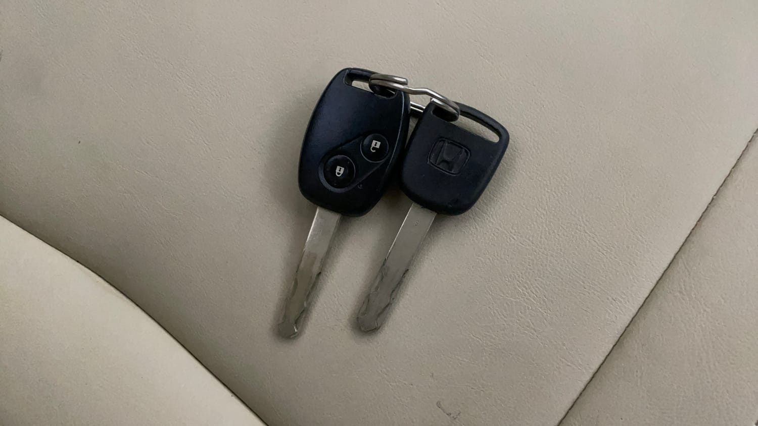 Used 2014 Honda Amaze 1.2 S AT i-VTEC Petrol Automatic extra CAR KEY VIEW