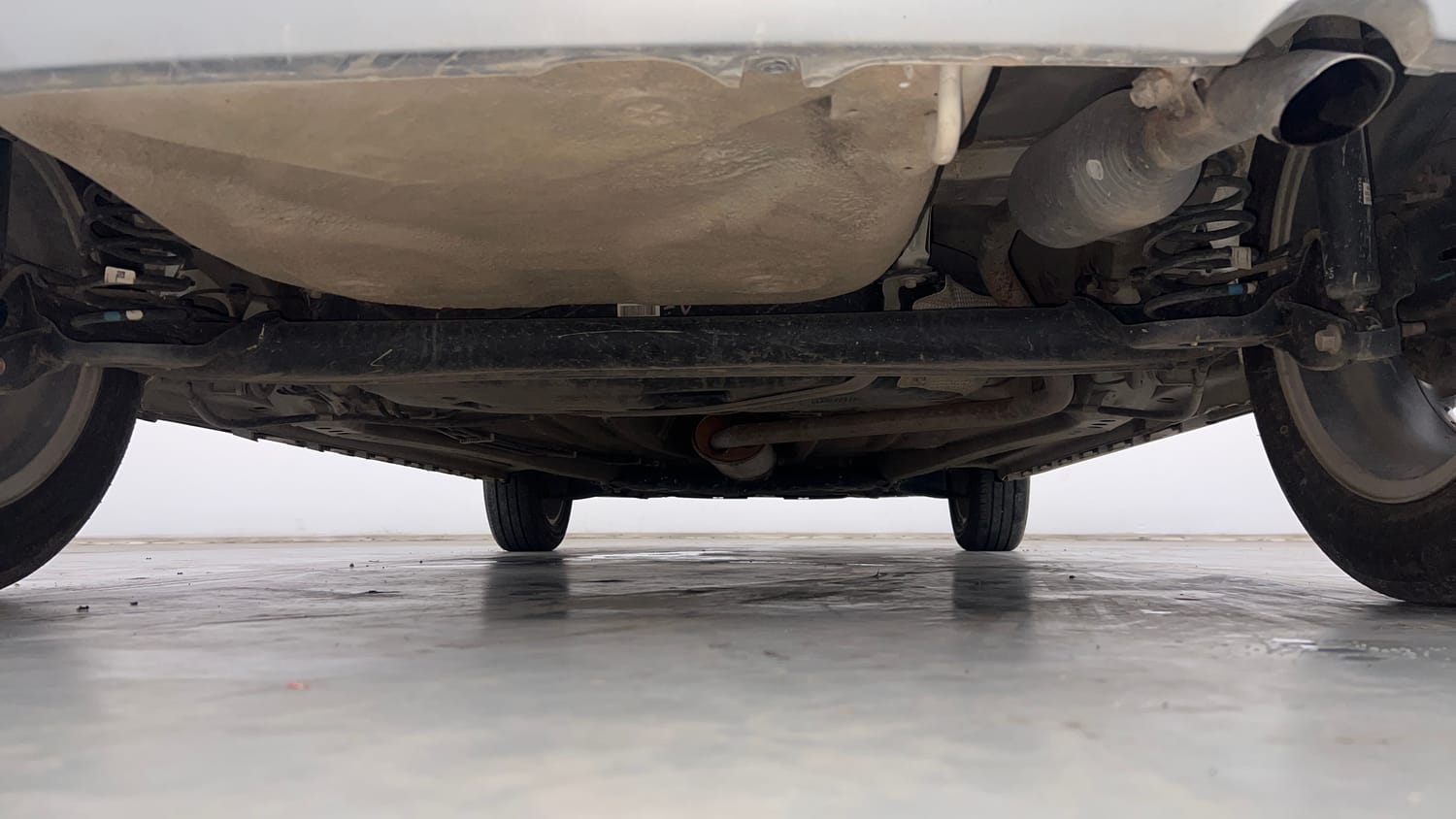 Used 2022 Maruti Suzuki Ignis Zeta 1.2 AMT Petrol Automatic extra REAR UNDERBODY VIEW (TAKEN FROM REAR)