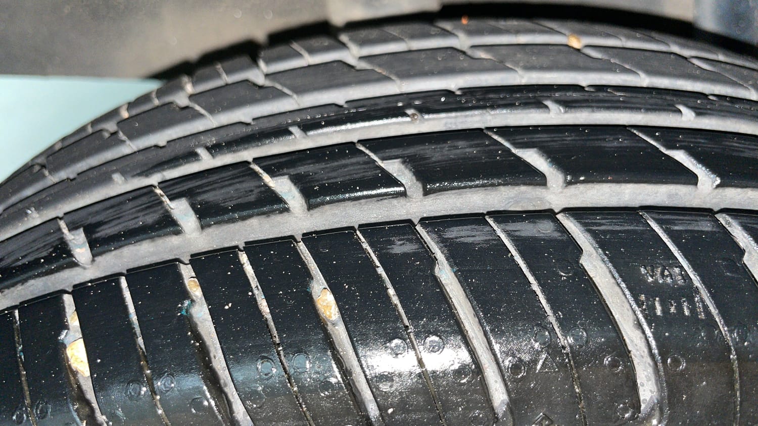 Used 2018 Renault Kwid RXL Petrol Manual tyres RIGHT REAR TYRE TREAD VIEW
