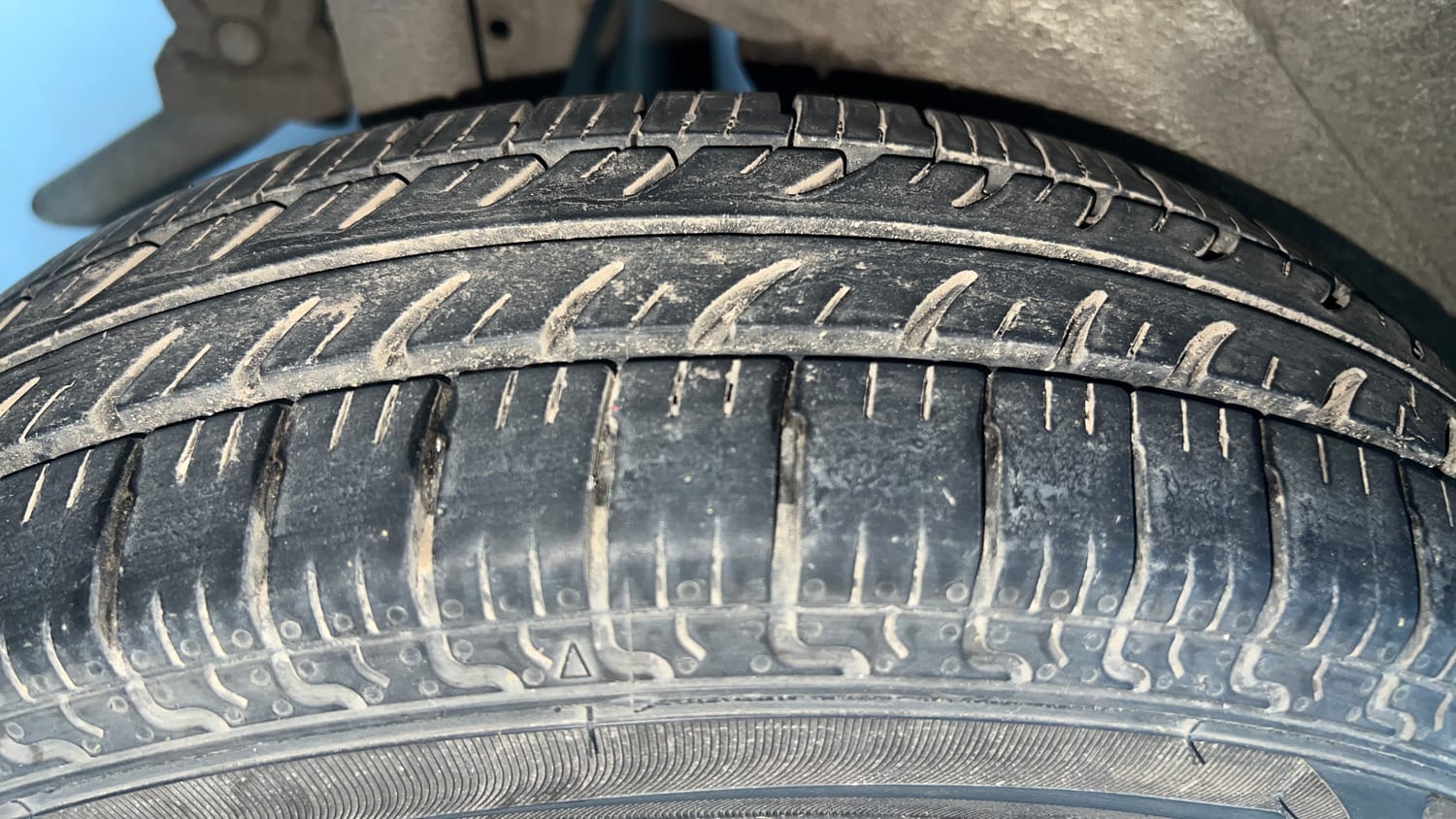 Used 2016 Maruti Suzuki Wagon R LXI CNG Cng Manual tyres RIGHT REAR TYRE TREAD VIEW