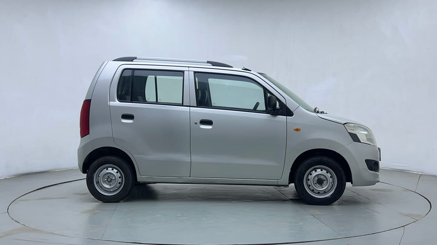 Used 2016 Maruti Suzuki Wagon R LXI CNG Cng Manual exterior RIGHT SIDE VIEW