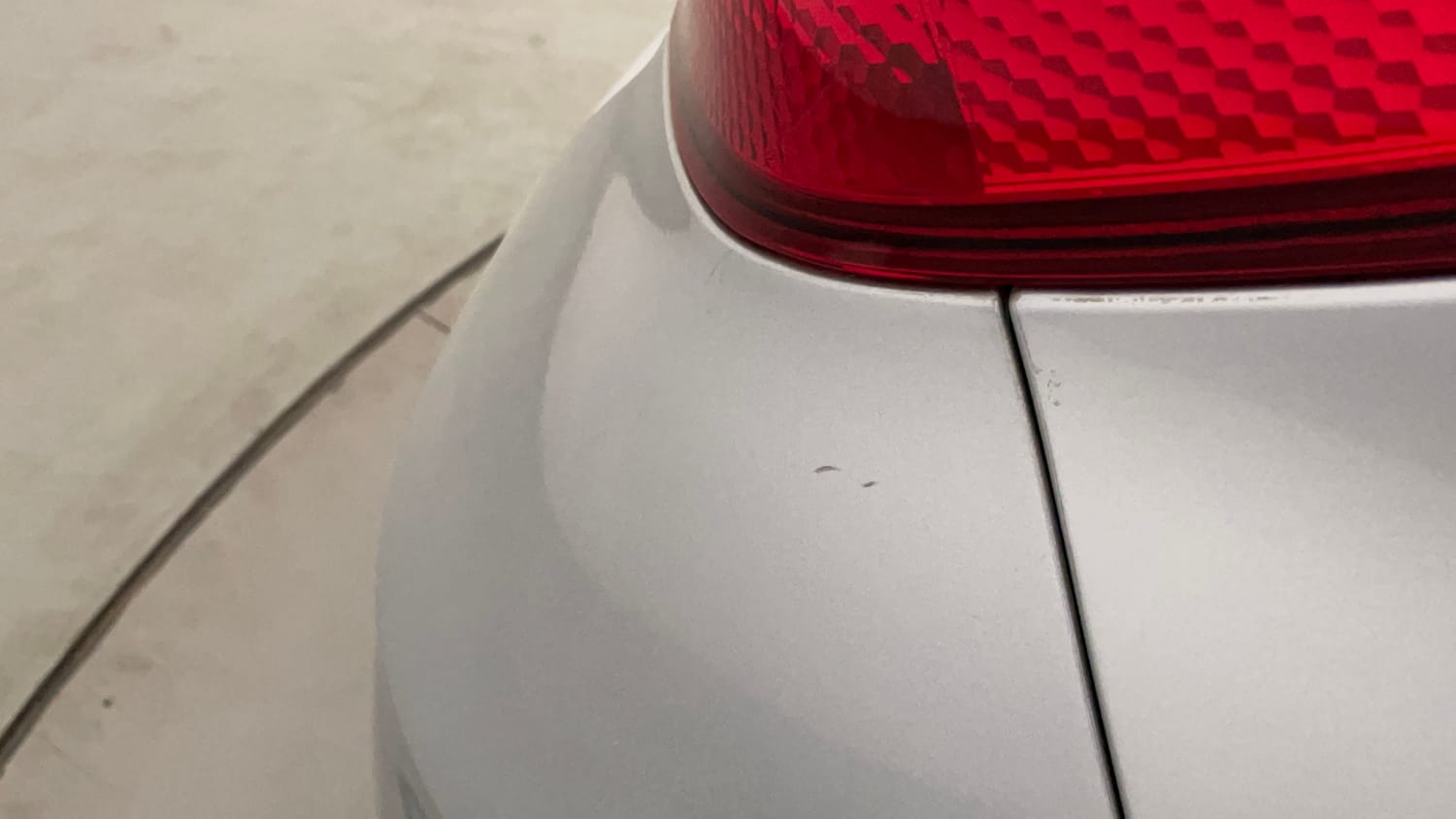 Used 2022 Hyundai Grand i10 Nios Sportz AMT 1.2 Kappa VTVT Petrol Automatic dents MINOR SCRATCH