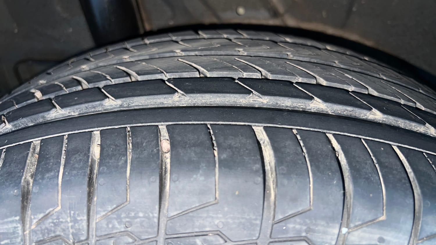 Used 2025 Hyundai Venue S (O) 1.2 Petrol Petrol Manual tyres RIGHT REAR TYRE TREAD VIEW