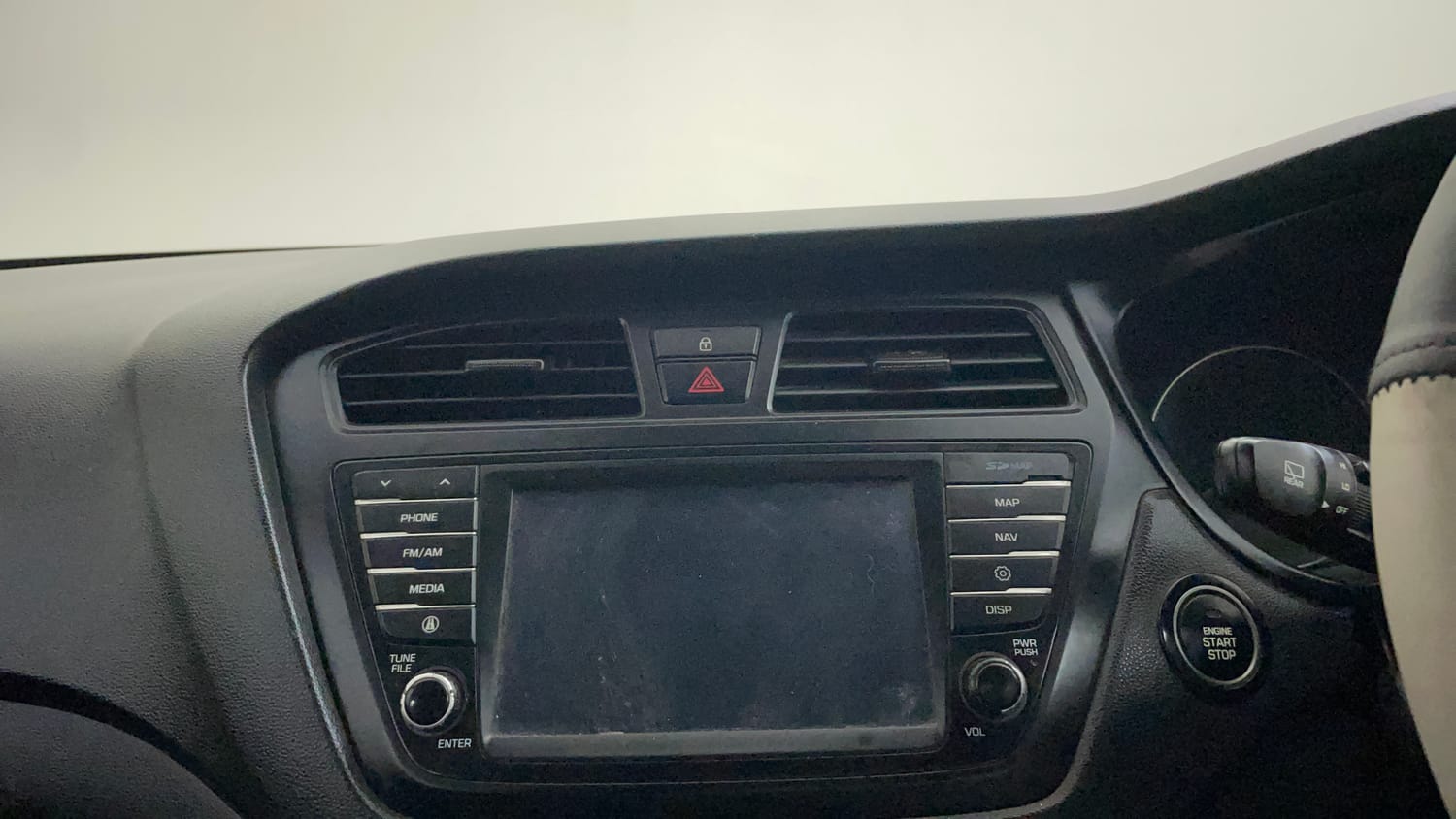Used 2016 Hyundai i20 Active 1.2 SX Petrol Manual top_features Touch screen infotainment system