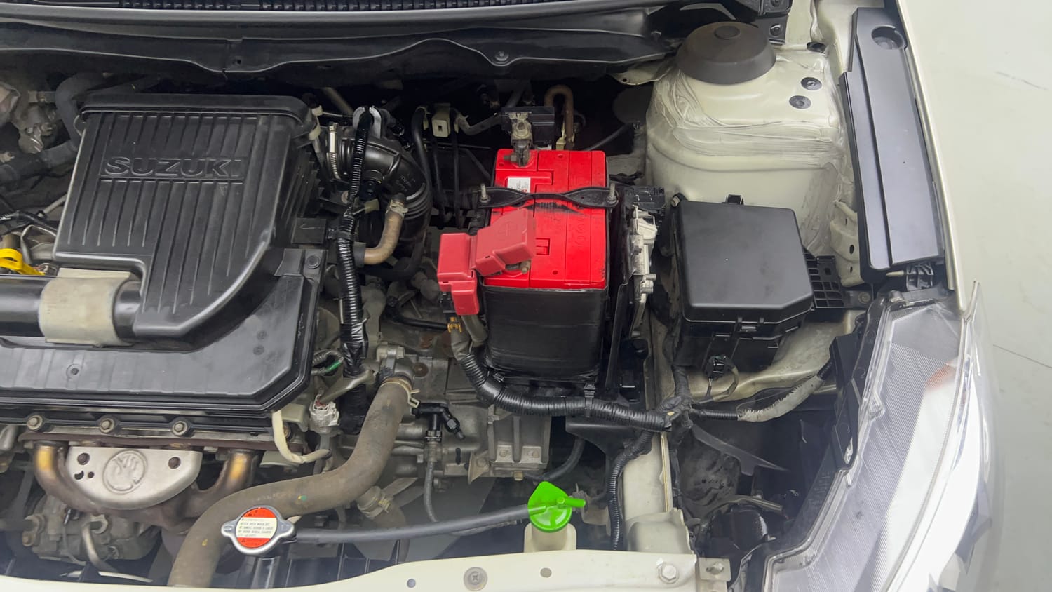 Used 2015 Maruti Suzuki Ciaz ZXI+ Petrol Manual engine ENGINE LEFT SIDE VIEW