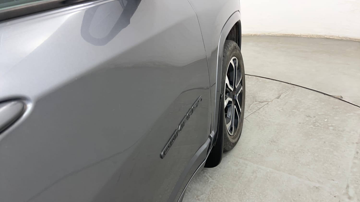 Used 2022 Jeep Compass Model S (O) 1.4 Petrol DCT Petrol Automatic dents MINOR SCRATCH
