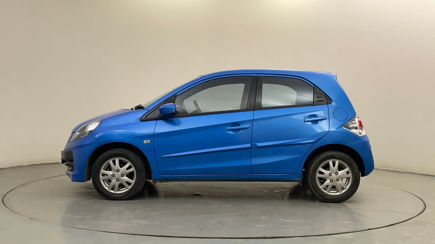 Used 2013 Honda Brio VX MT Petrol Manual exterior LEFT SIDE VIEW