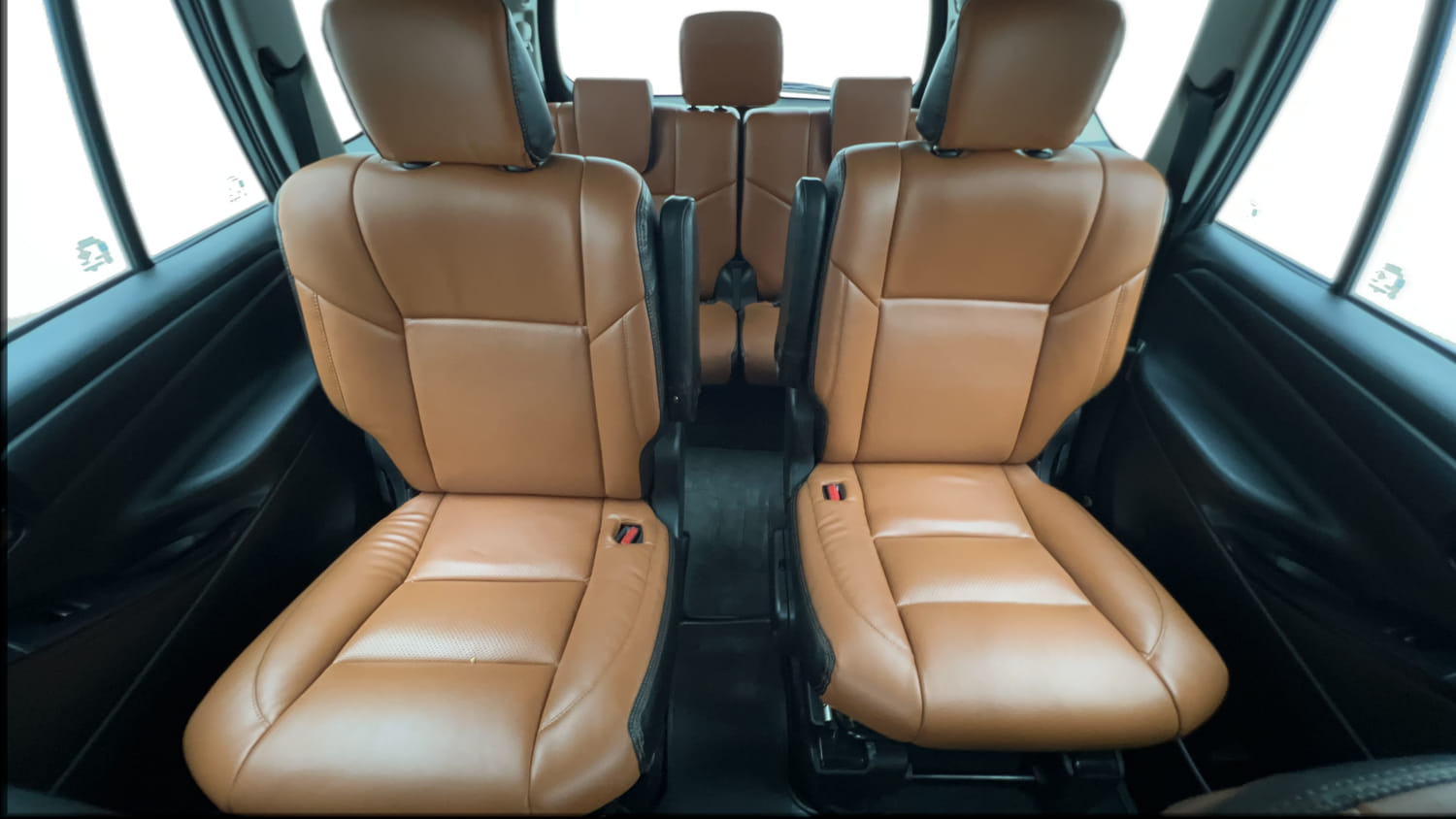 Used 2022 Toyota Innova Crysta GX 2.7 AT 7 STR Petrol Automatic interior REAR SEAT CONDITION VIEW