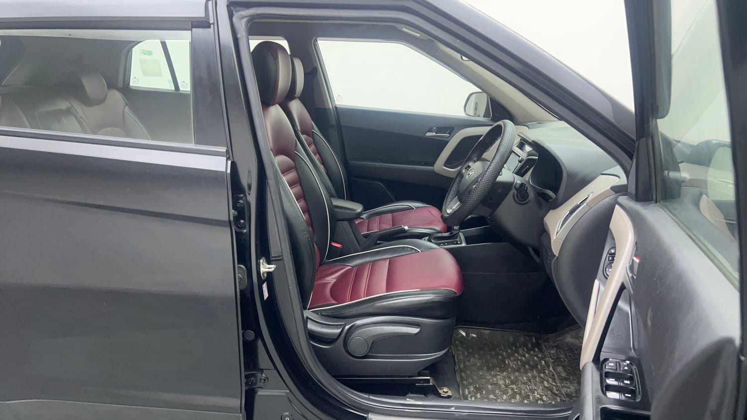 Used 2018 Hyundai Creta SX Plus 1.6 AT Petrol Petrol Automatic interior RIGHT SIDE FRONT DOOR CABIN VIEW
