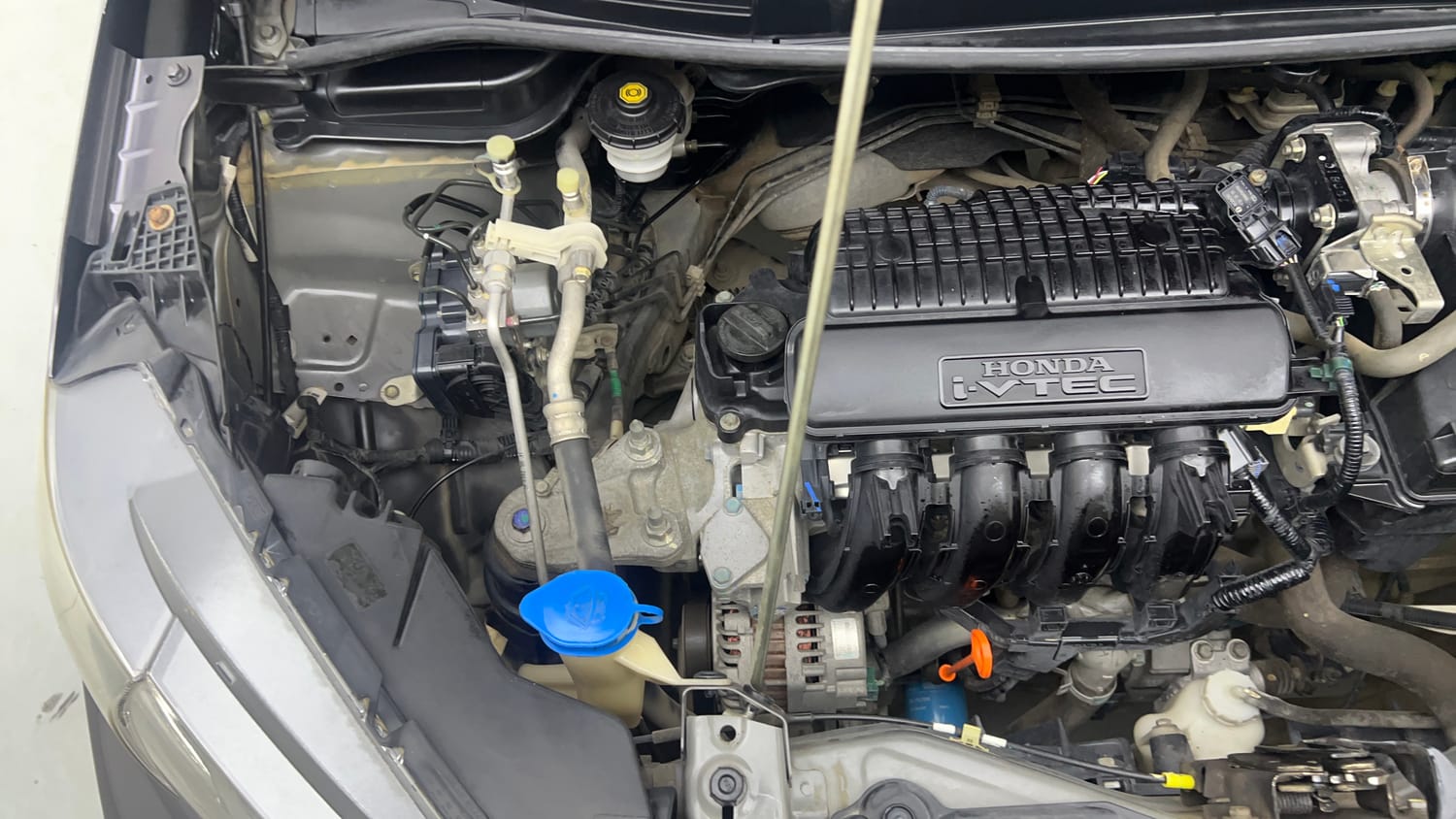 Used 2019 Honda WR-V S MT Petrol Petrol Manual engine ENGINE RIGHT SIDE VIEW