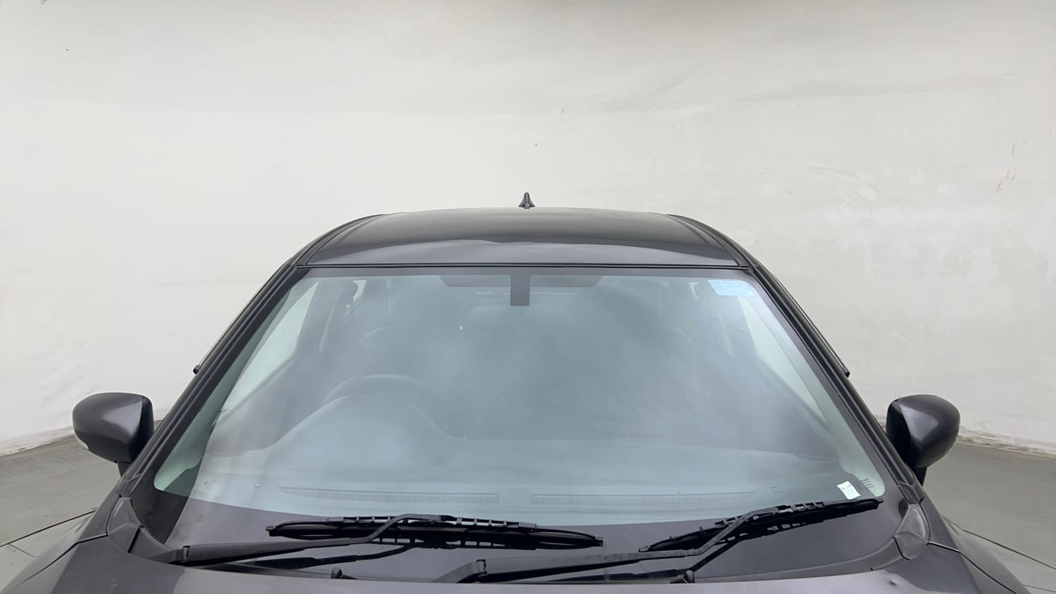 Used 2017 Maruti Suzuki Baleno Delta 1.2 Petrol Manual exterior FRONT WINDSHIELD VIEW