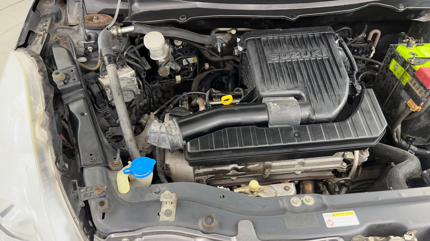 Used 2014 Maruti Suzuki Swift Dzire ZXI Petrol Manual engine ENGINE RIGHT SIDE VIEW